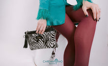 Cargar imagen en el visor de la galería, SABANA CLUTCH
