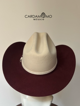 Cargar imagen en el visor de la galería, WINE AND SEX
