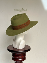 Cargar imagen en el visor de la galería, SILVESTRE
