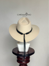Cargar imagen en el visor de la galería, TIZOC
