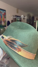 Cargar y reproducir el video en el visor de la galería, COYOTE
