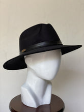 Cargar imagen en el visor de la galería, Explorer ALL BLACK
