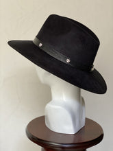 Cargar imagen en el visor de la galería, PUMA
