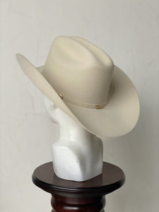 SHERIFF ALL WHITE