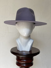 Cargar imagen en el visor de la galería, CUPERTINO
