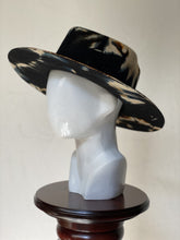 Cargar imagen en el visor de la galería, RIO
