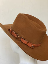 Cargar imagen en el visor de la galería, SAVAGE MUSTARD

