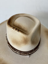 Cargar imagen en el visor de la galería, FEDORA AHUMADO
