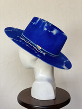 Cargar imagen en el visor de la galería, REEVE
